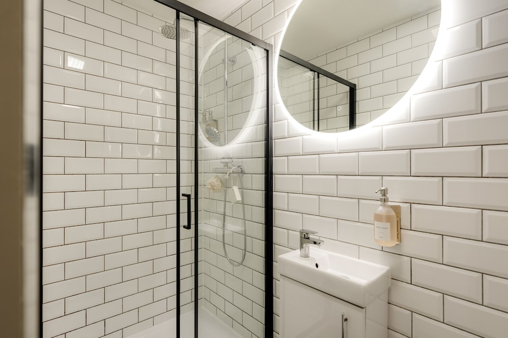 Tower Bridge Road Your Apartment