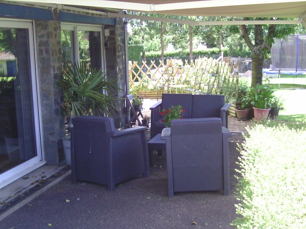 Photo 12