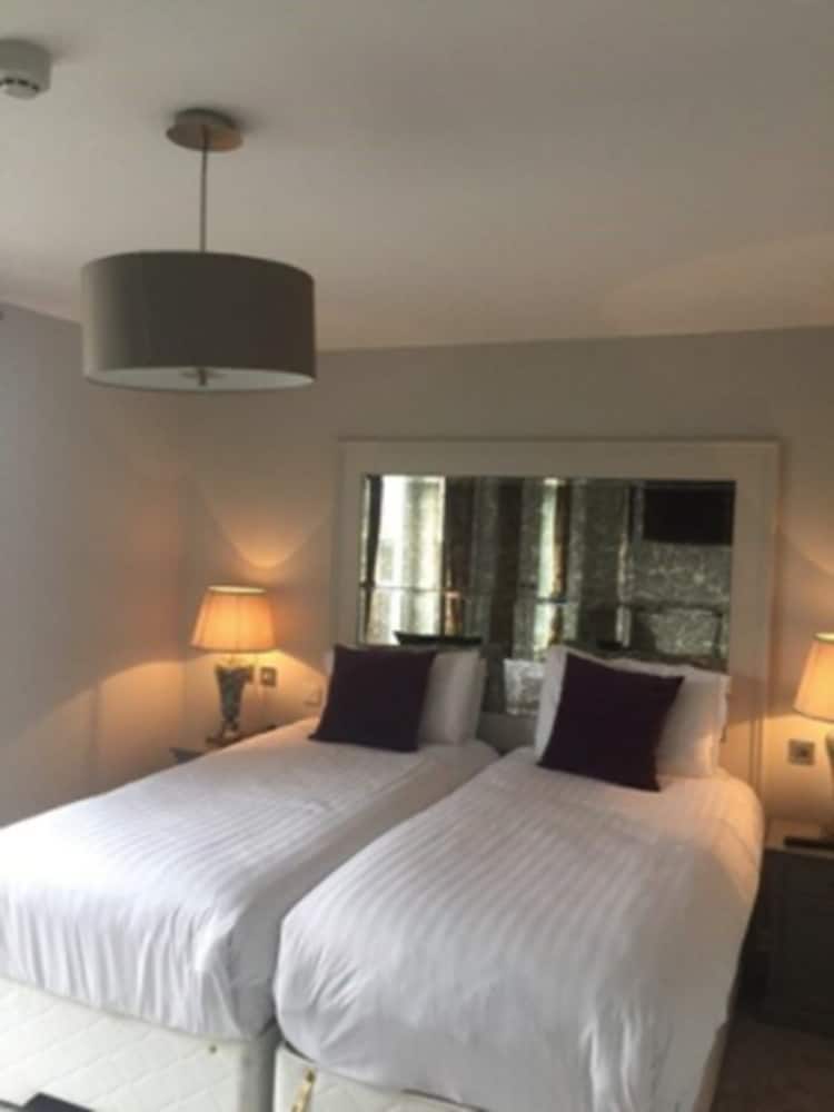 Limerick Vacations - No. 1 Pery Square Hotel  Spa - Property Image 38