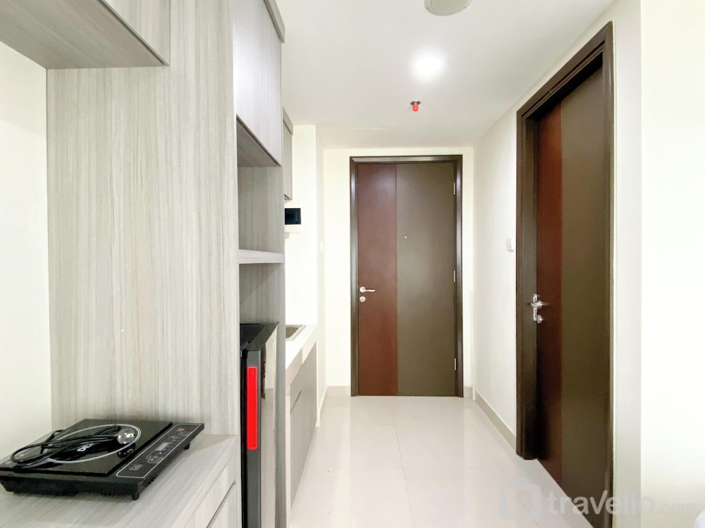 Homey And Warm Studio Pollux Chadstone Apartment