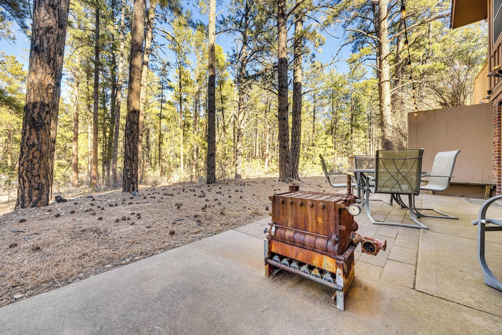 5 Mi to Castlewood Canyon: 'grandma's House'