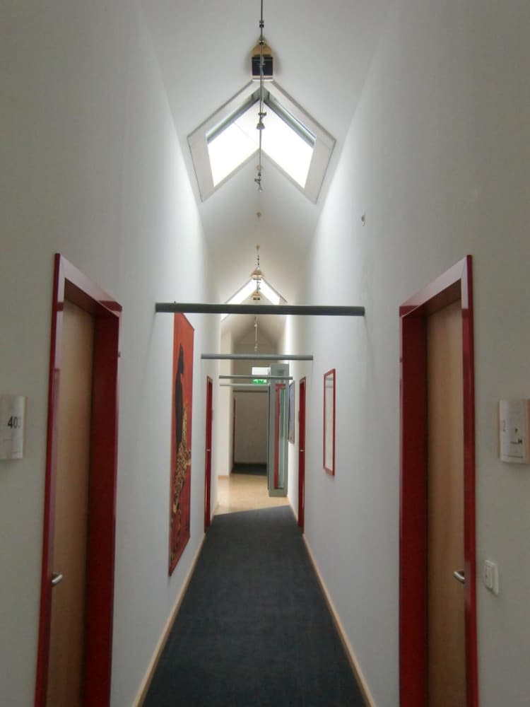 Photo 34