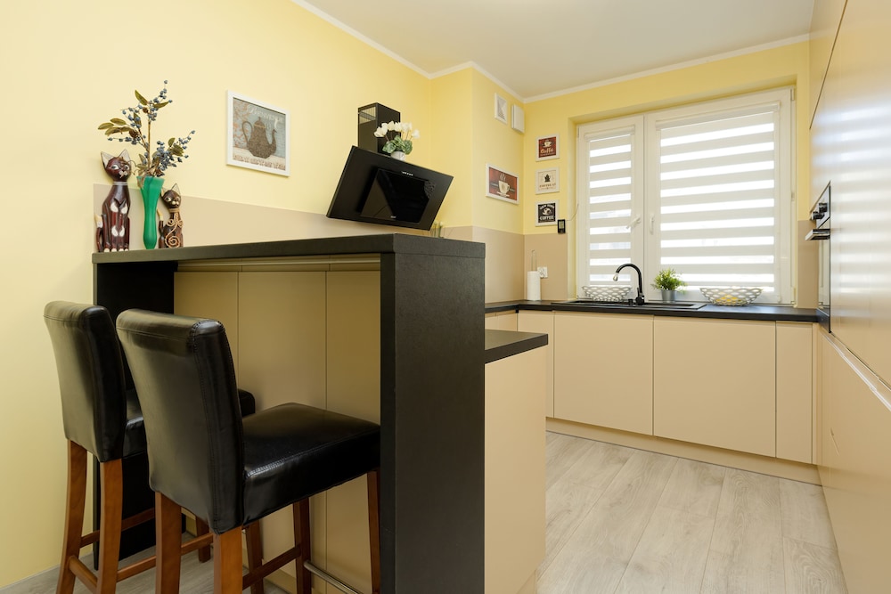 Paryska Apartments by Renters view 2