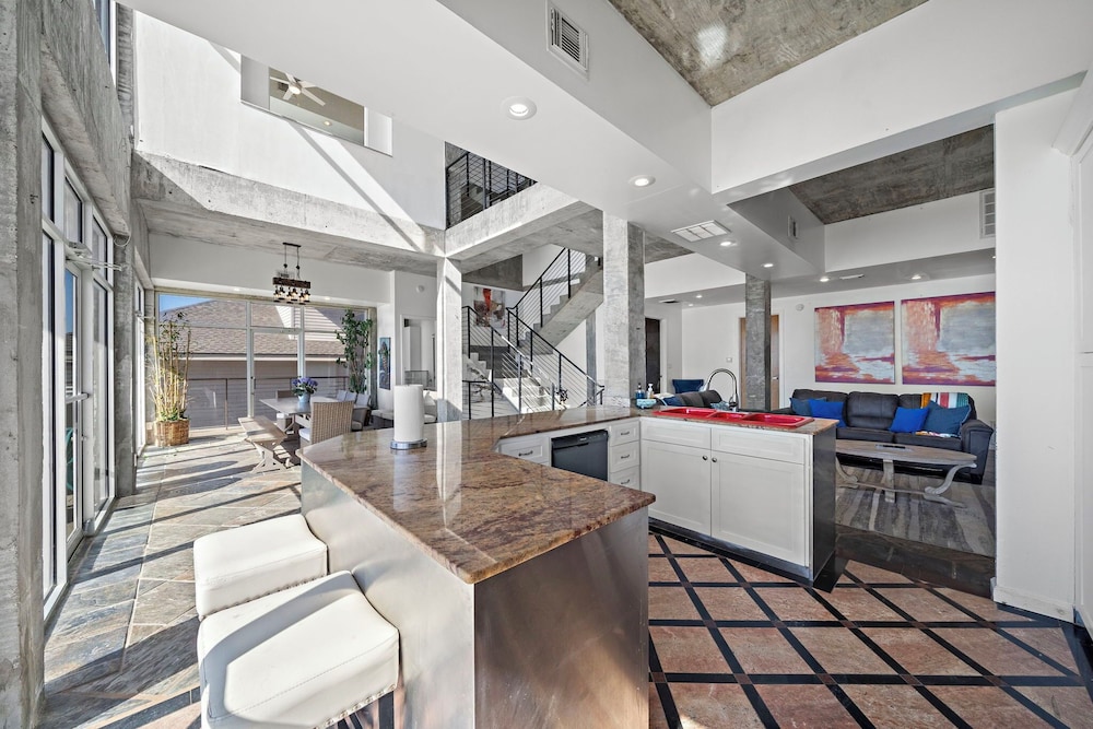 Oceanfront Experience by Ryson Vacation Rentals