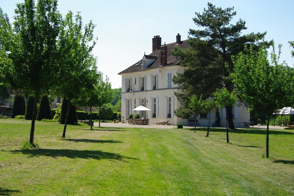 Photo 6