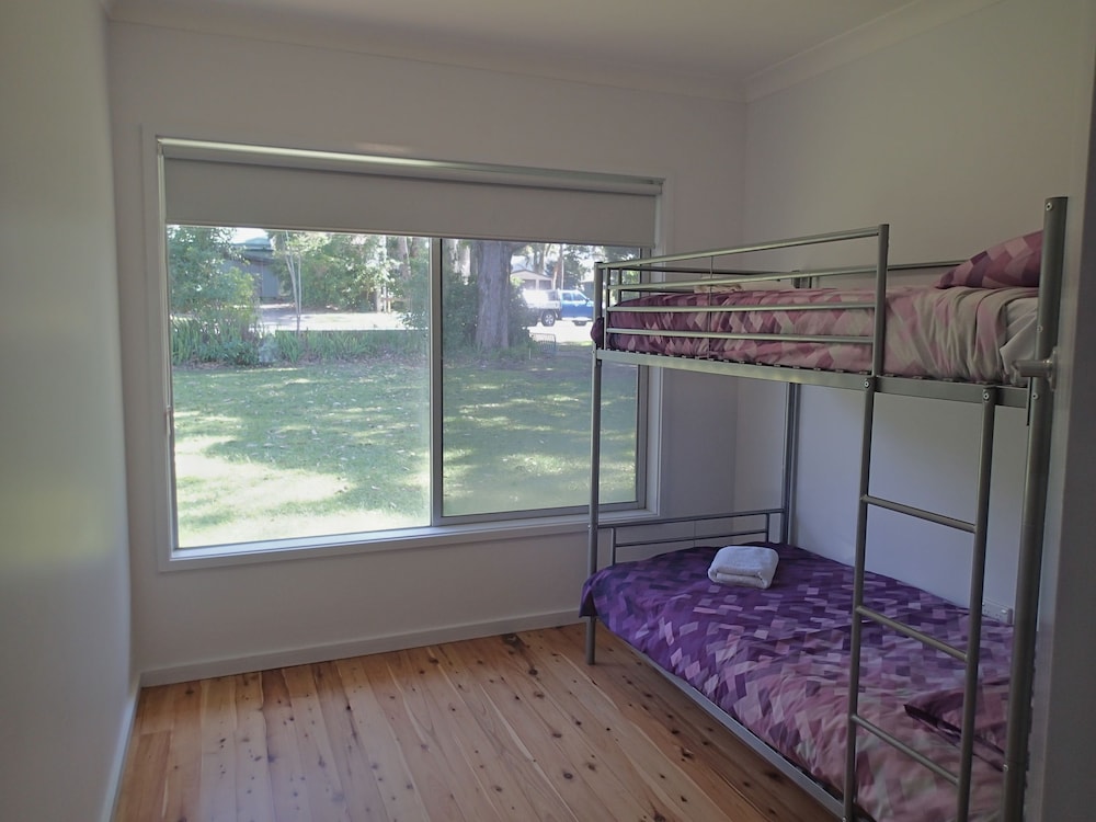 Dungowan Waterfront Apartments