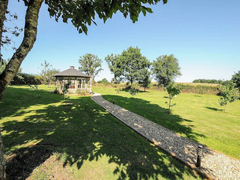 Orchard Retreat