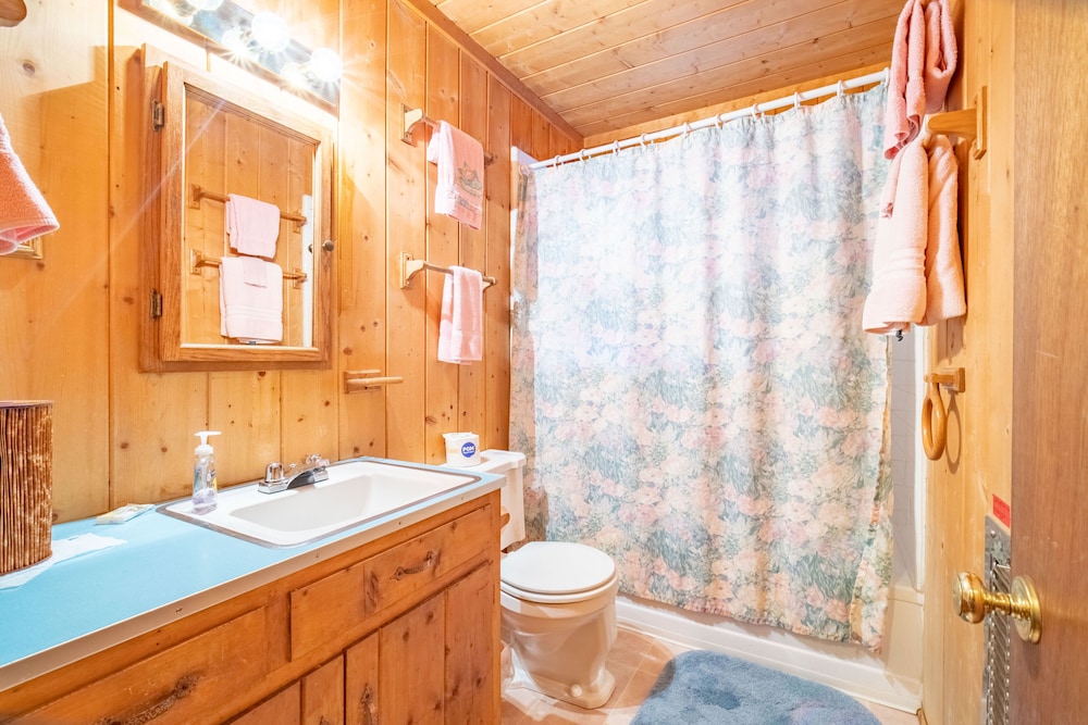 Bear Paw Lodge