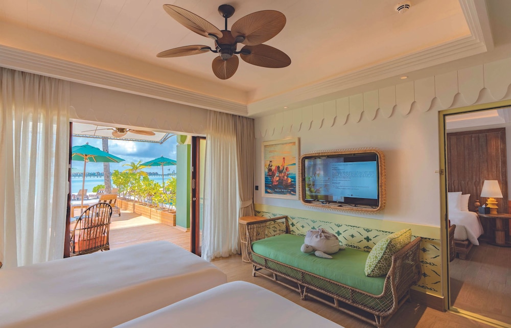 SAii Lagoon Maldives, Curio Collection By Hilton 129
