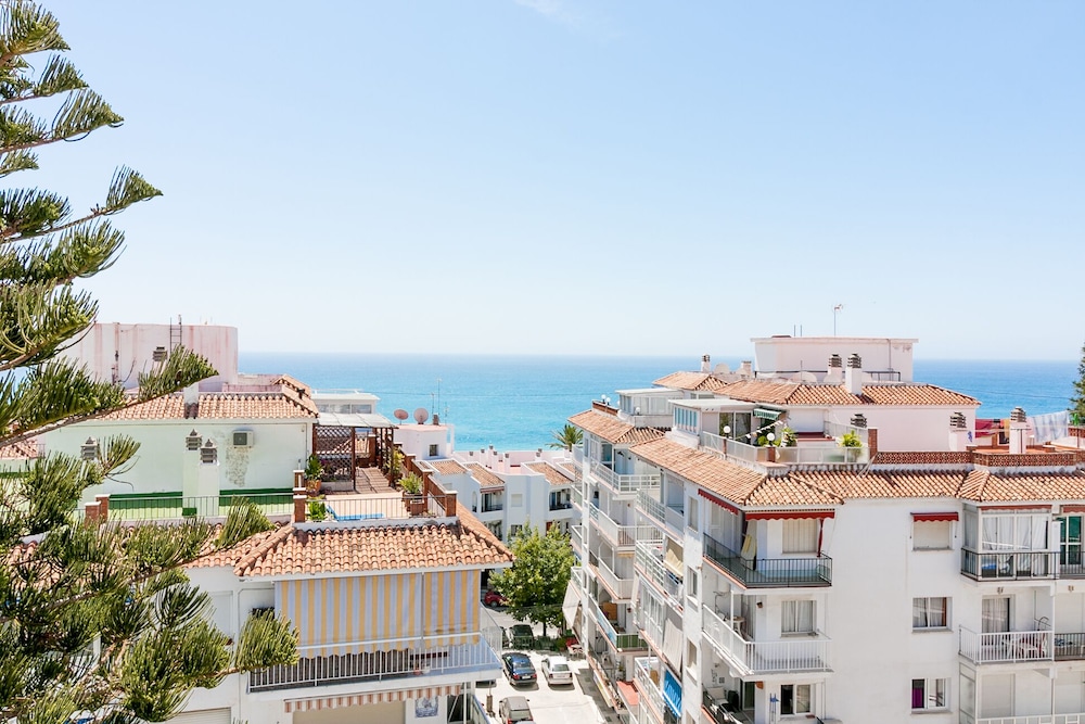 Cool and White Apartment Torrecilla Playa view 3