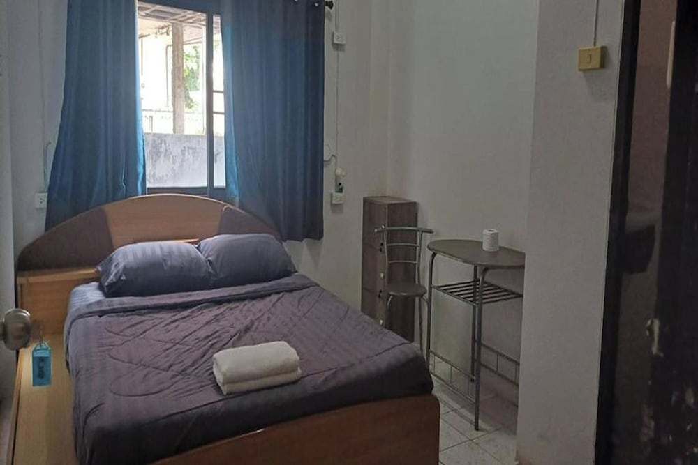 Satop Travelers Guesthouse