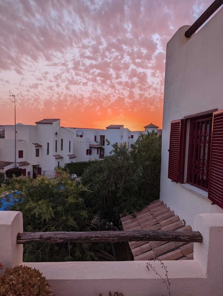 Casares Costa, Vista Bahia,2 Bedroom Bathroom