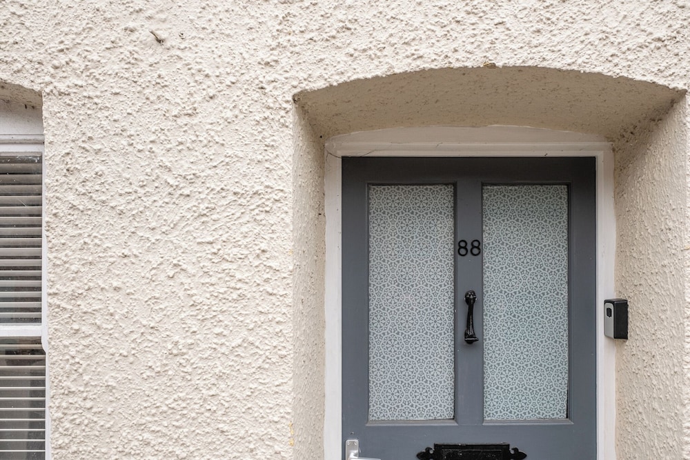 Eilmers Cottage Lovely 4BD in Malmesbury