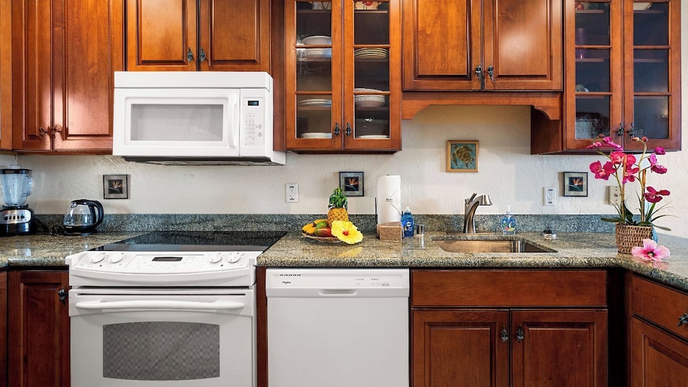 Direct Ocean Front - Close to Town - AC - Upper Floor- Vrkcv