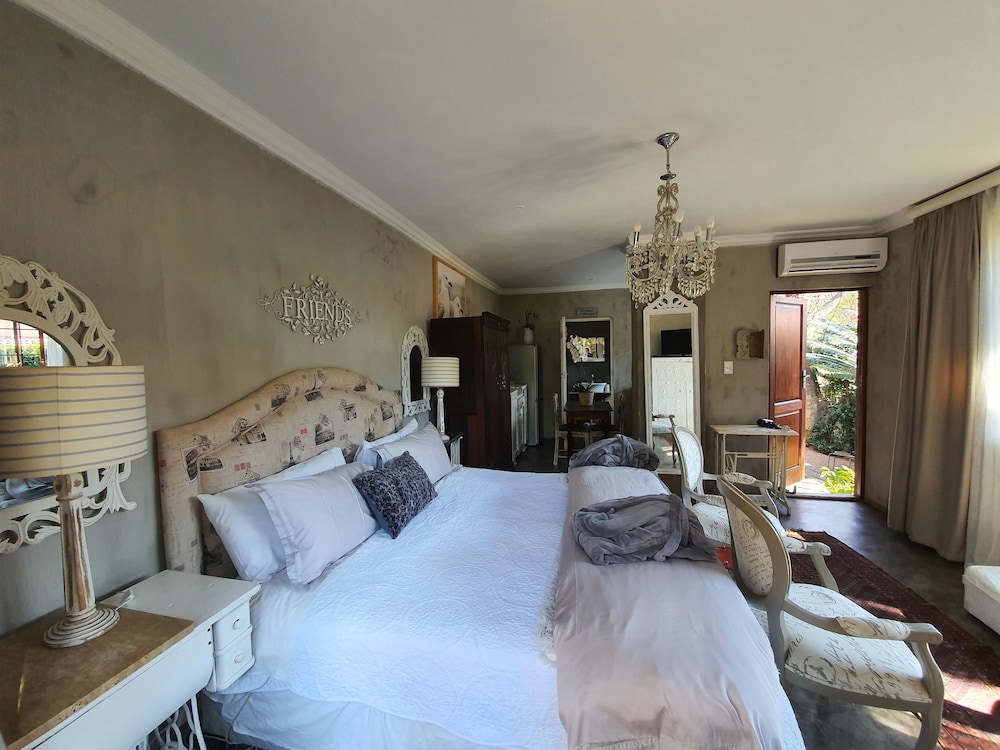 Waterhouse Guest Lodges 202 Lawley Street