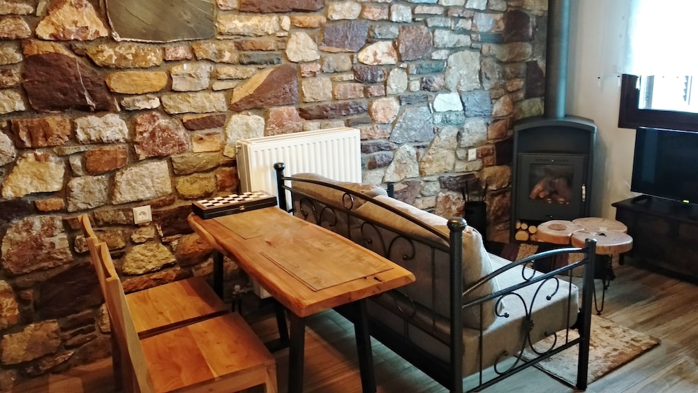 Stone Built Rustic House en Rhodes