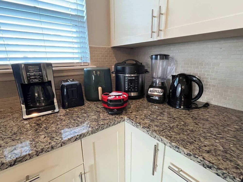 Family Getaway, 4BR Home Near Disney