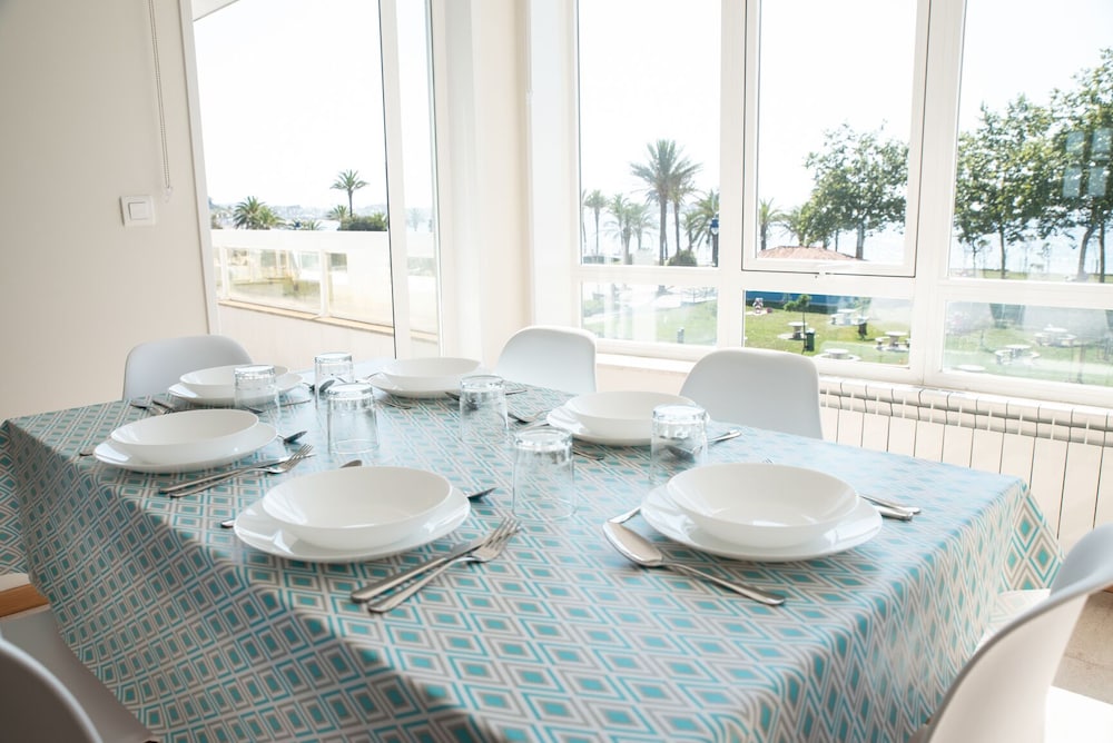 Apartment on the First Line of Samil Beach and With Frontal Views of the sea photo 2