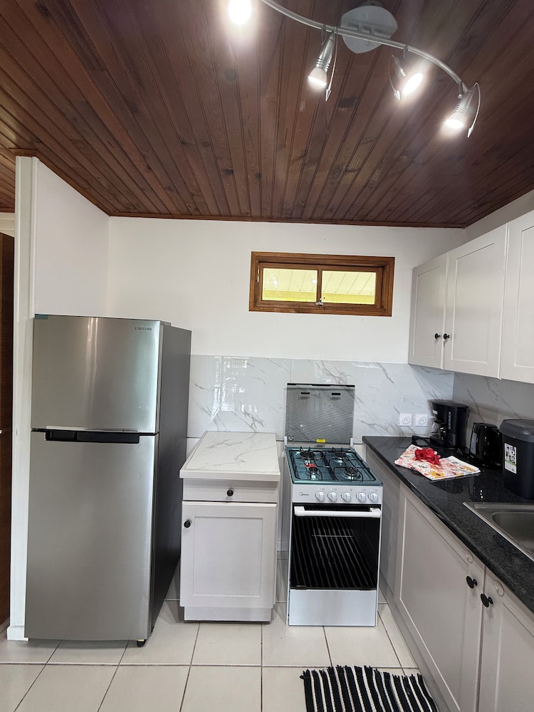 Luna's Home Raiatea