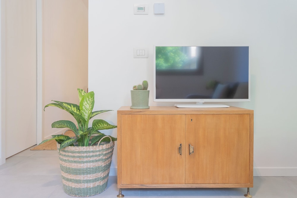 Salvia & Ginepro Apartments by Rent all Como