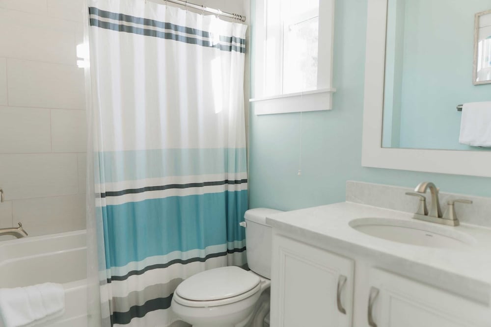 Serenity by the Sea by Avantstay Walk to Beach + Pool Access!