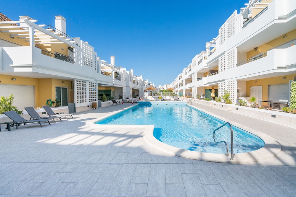 Tavira BAY 3 With Pool by Homing