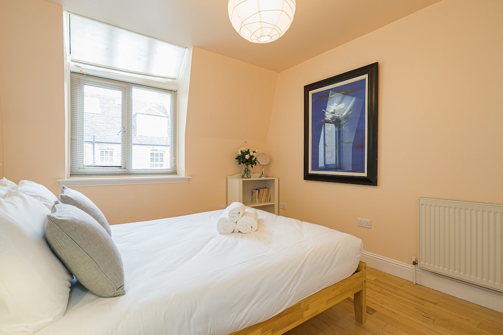 Rose Street Apartment City Centre view 5