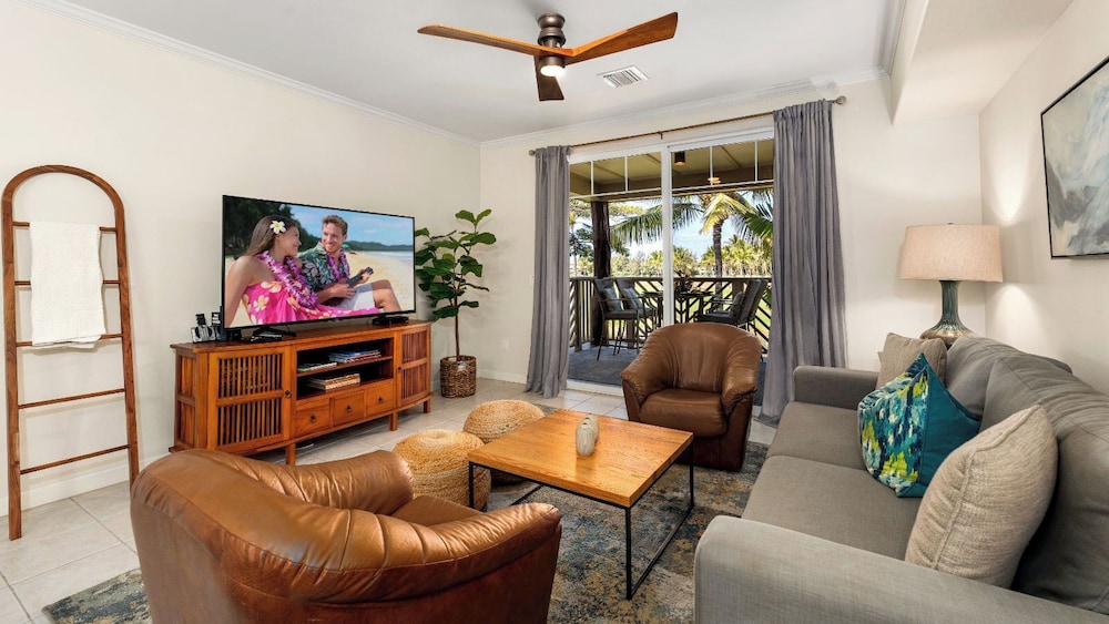 Family-friendly Waikoloa Villa - Pools, Golf & Walk to A-bay Adventures - Vrkcv