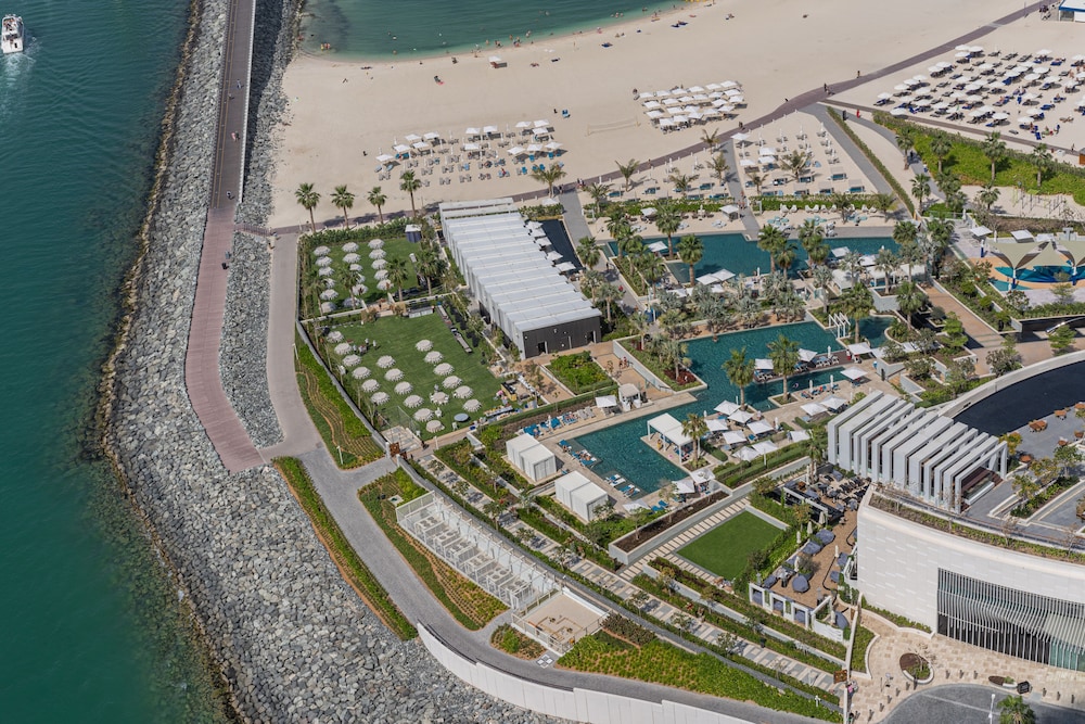 HiGuests - EMAAR 52-42