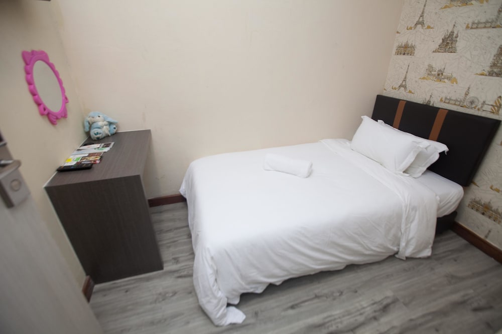 Natol Homestay - Paris BDC