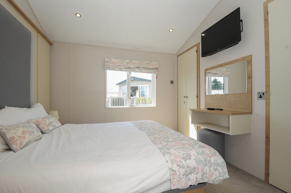 Lodge 15 at Landscove Holiday Park
