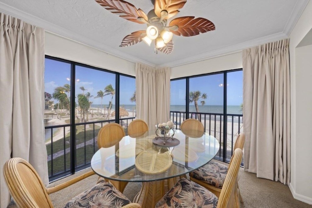 Pointe Santo A24 3 Bedroom Condo