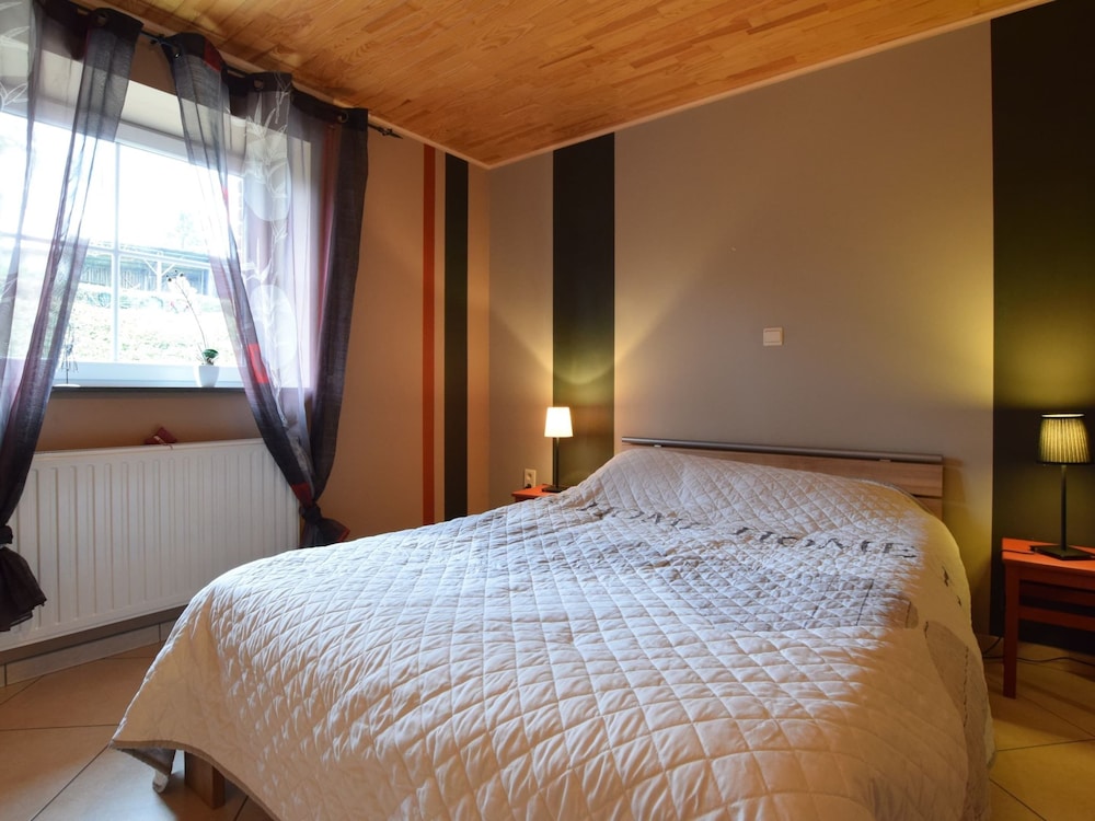 Cottage in Former Farmhouse in Tillet view 2
