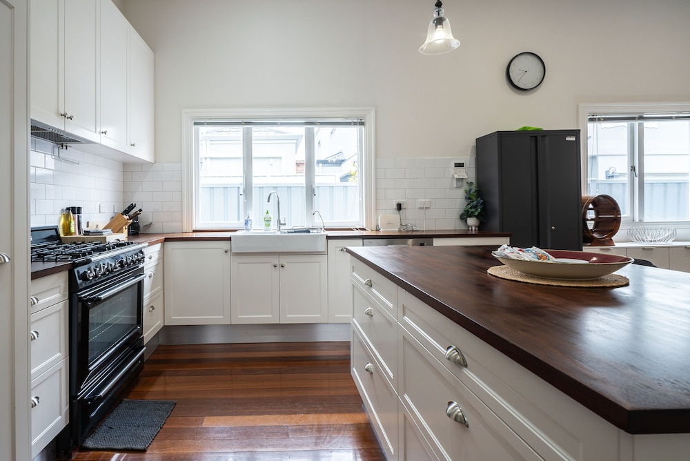 Hyde Seek Parkside Family Stay