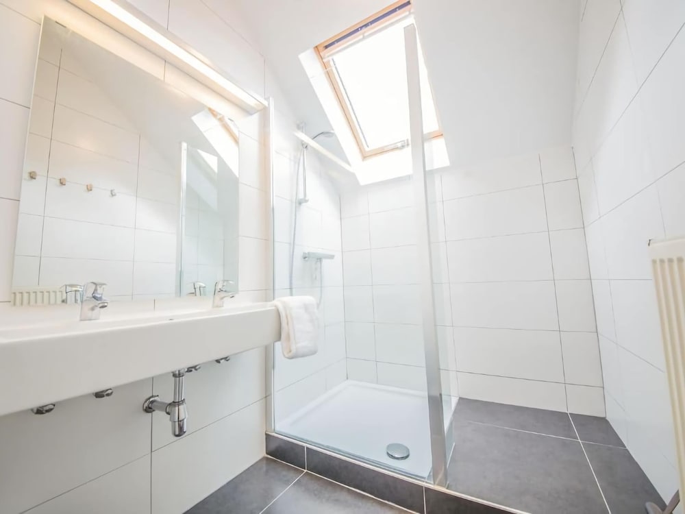 Quiet Infrared Sauna Retreat