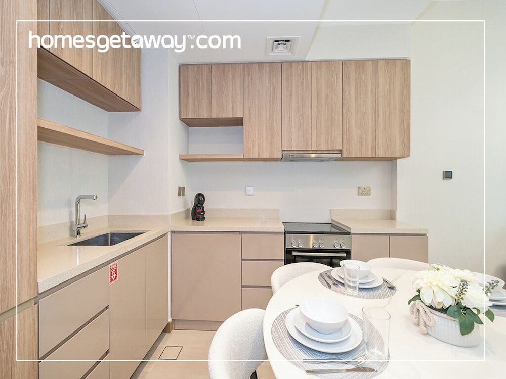 Stylish 2BR Fully Furnished Unit at Business Bay