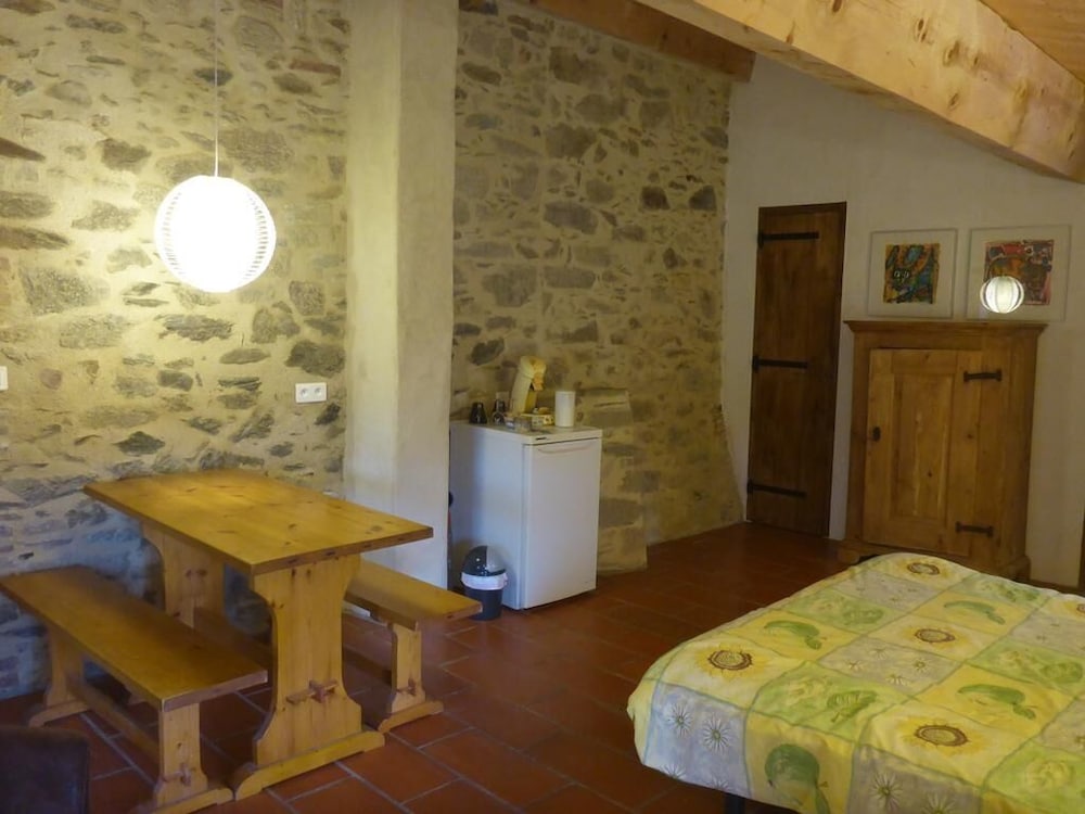Mas Taillet Maison d'Hotes view 2