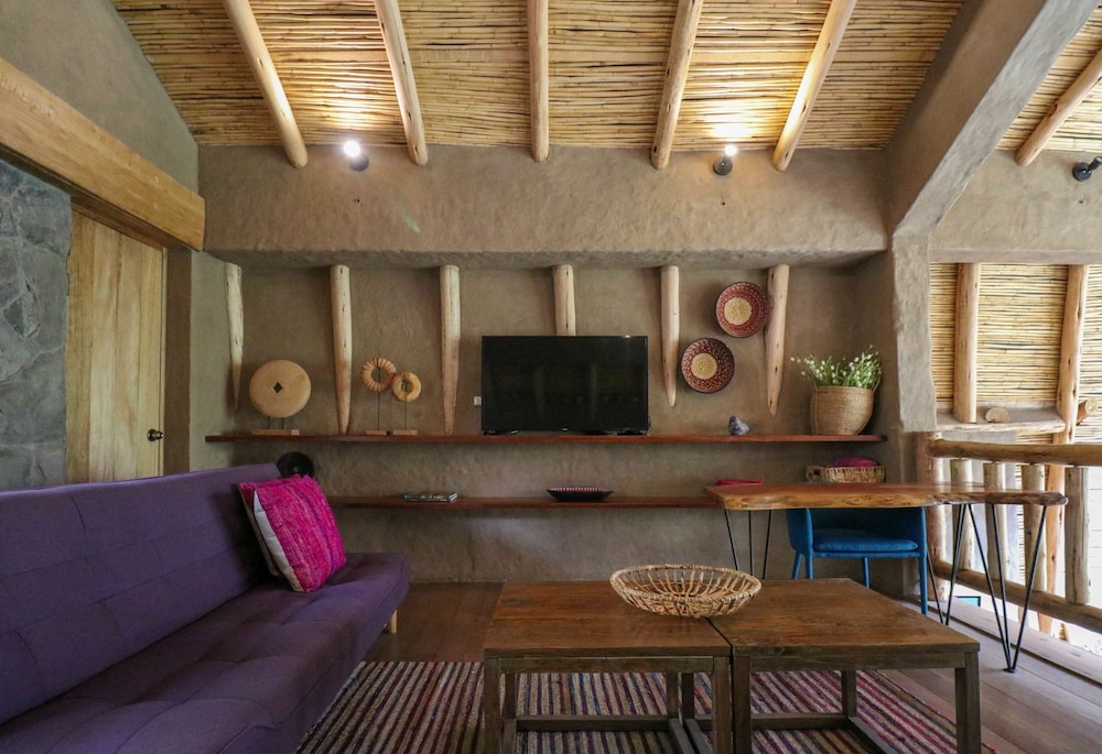 w Fabulous 3BR House in Villa Sagrado