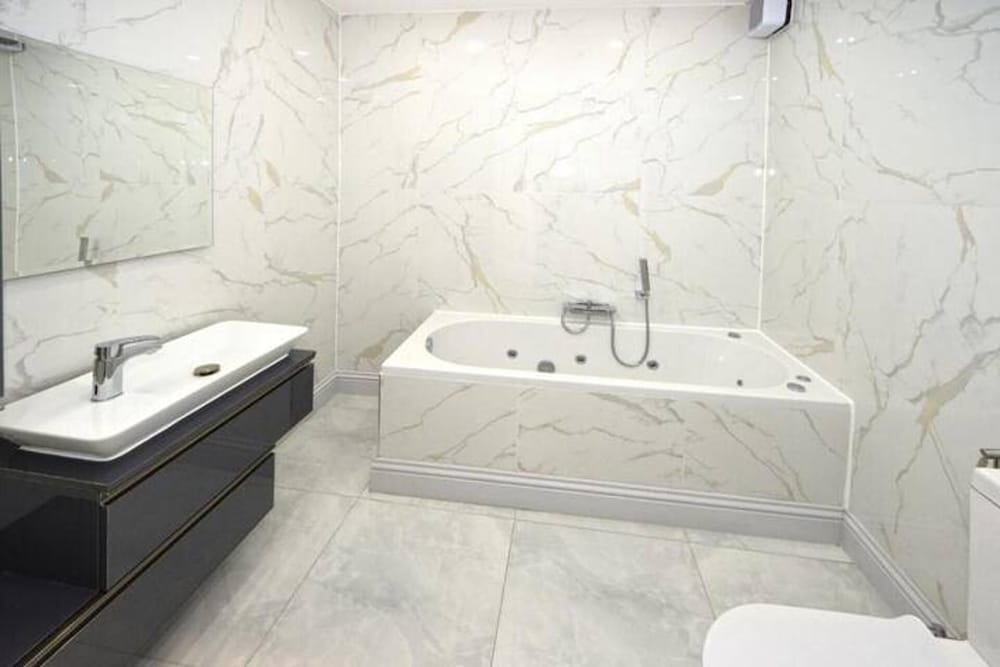 Luxury Westminster Apartment by Westminster Abbey