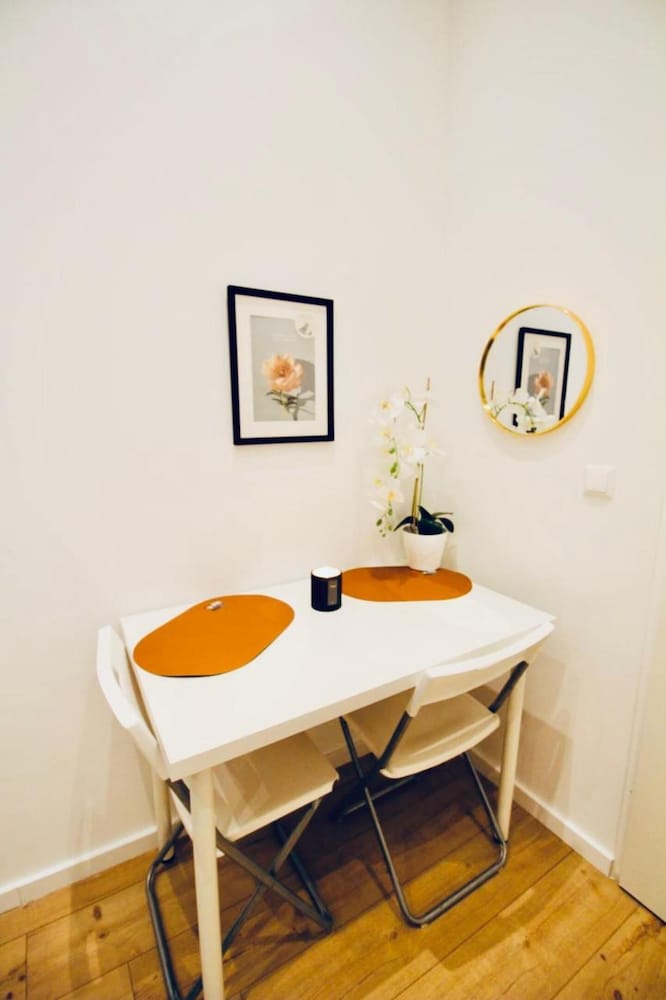 Cozy 5BR Apt 10min Walk to Augarten