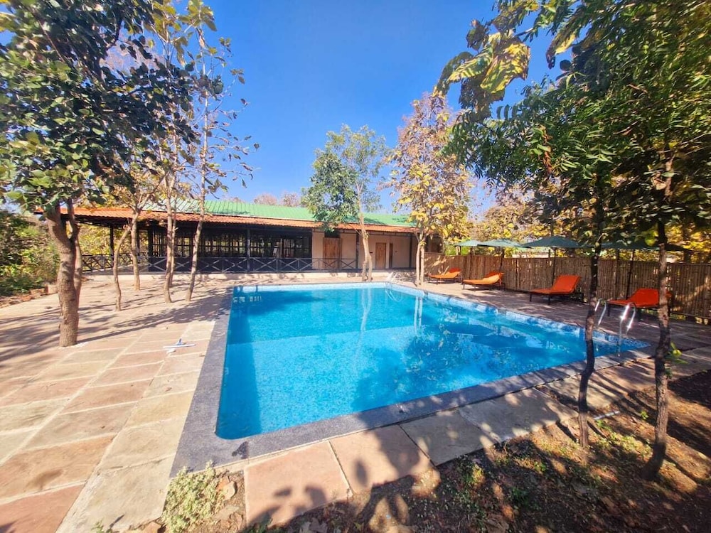 Treepie Safari Lodge