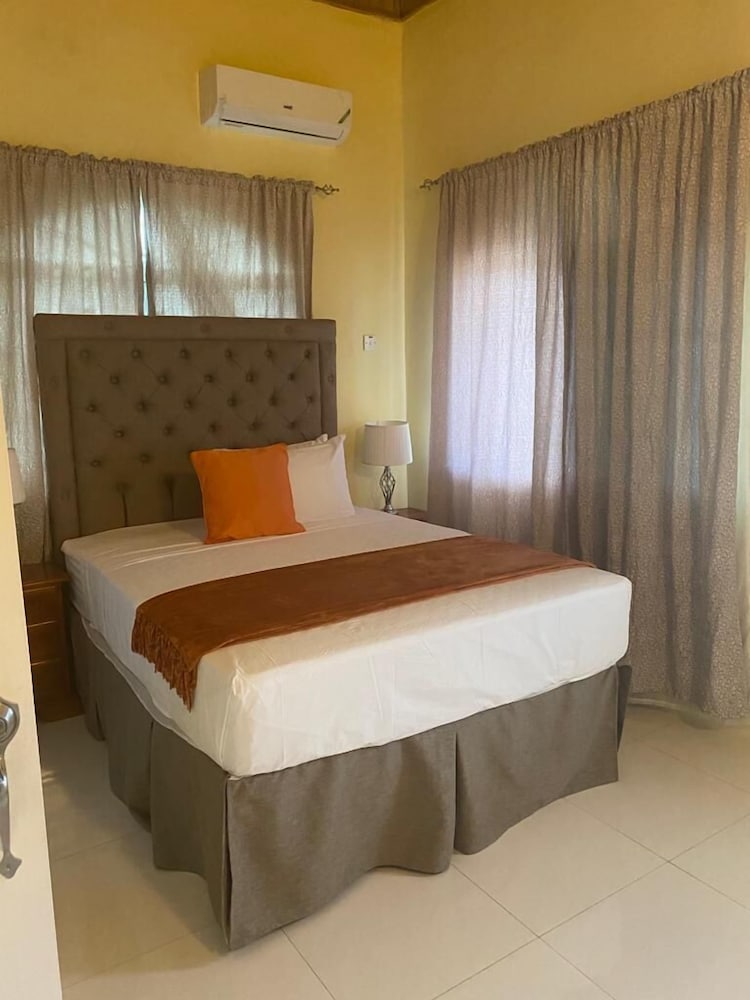 RUNTINGS HIDEAWAY STAY NOMPREL ROAD NEGRIL view 4