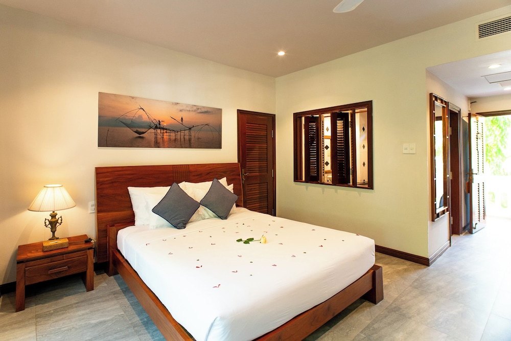 Allezboo Beach Resort & Spa