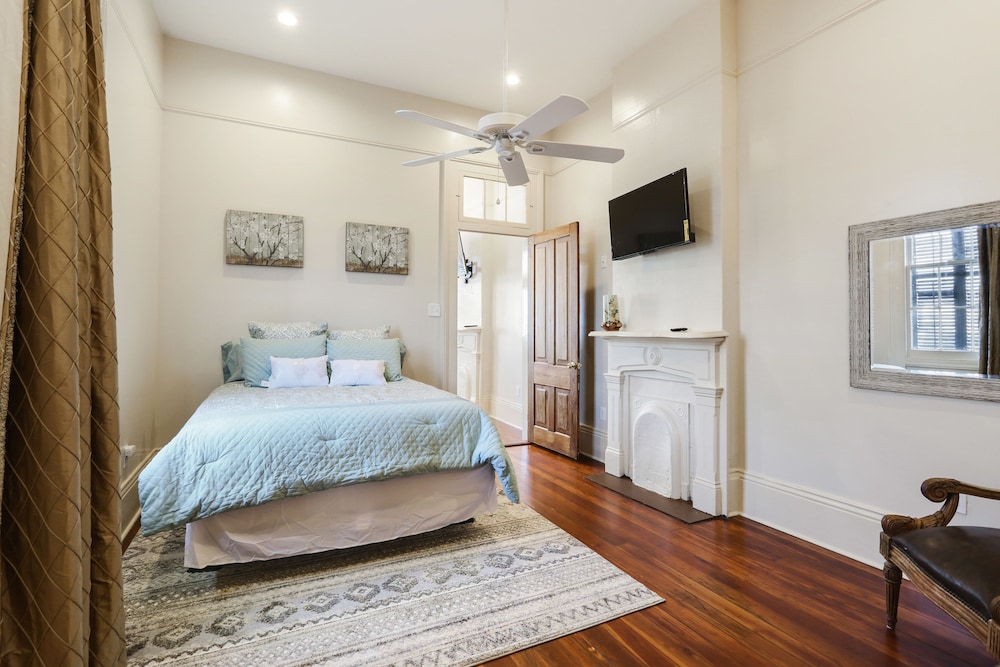 2 Bedroom - 2038 view 2