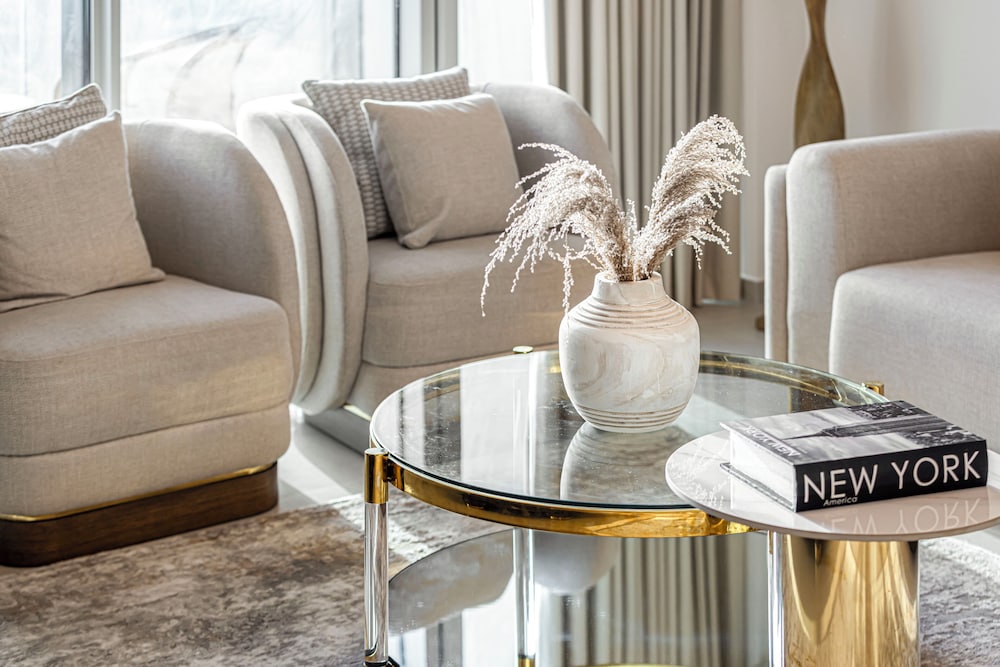 Grande Suites by Hostiva - Sea View