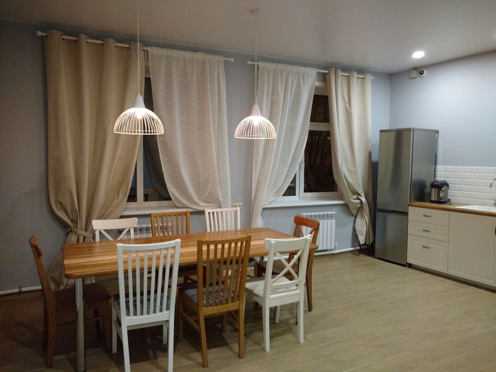 V Ugliche - Hostel
