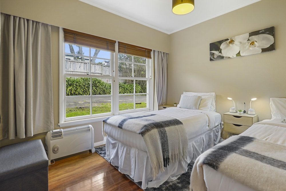 Kohi Family Home- Netflix & Gardens View view 2