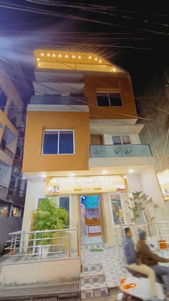 Hotel Laxmi villa