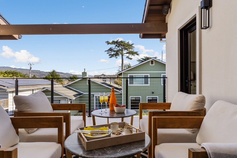 Ocean Whispers 4 Bedroom Home