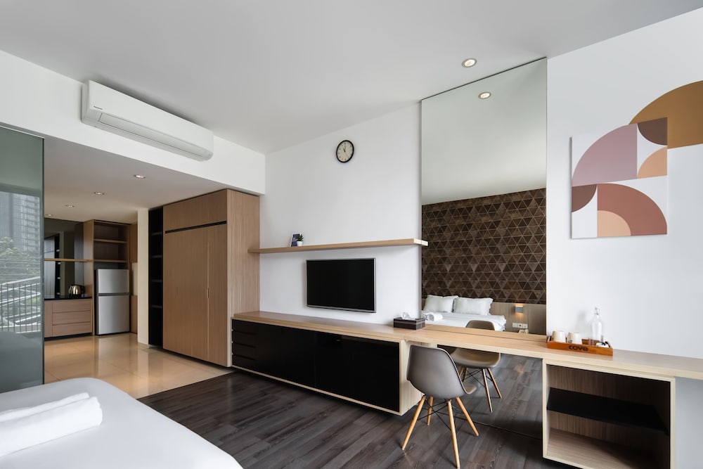 Cove Southouse Residence